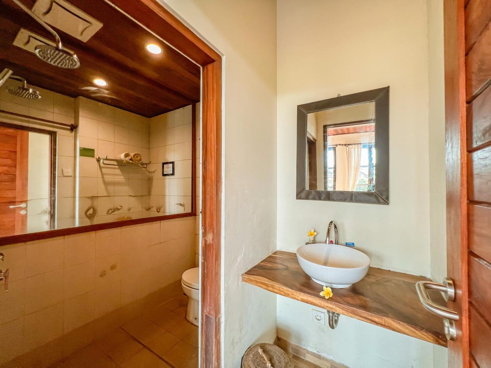 Sarin Ubud Suites By Pramana Villas Exterior photo
