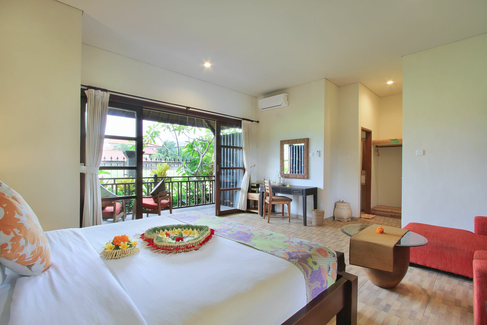 Sarin Ubud Suites By Pramana Villas Exterior photo